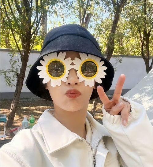 杨紫大瓜吃大瓜,娱乐圈风云再起，揭秘明星幕后真相